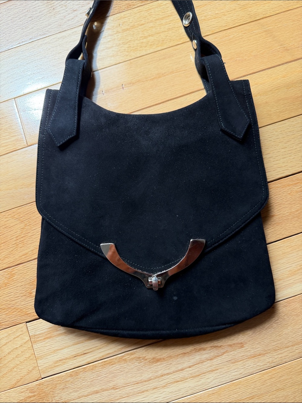 Vintage Classic Black Suede Shoulder Bag with Silver Clasp Accent